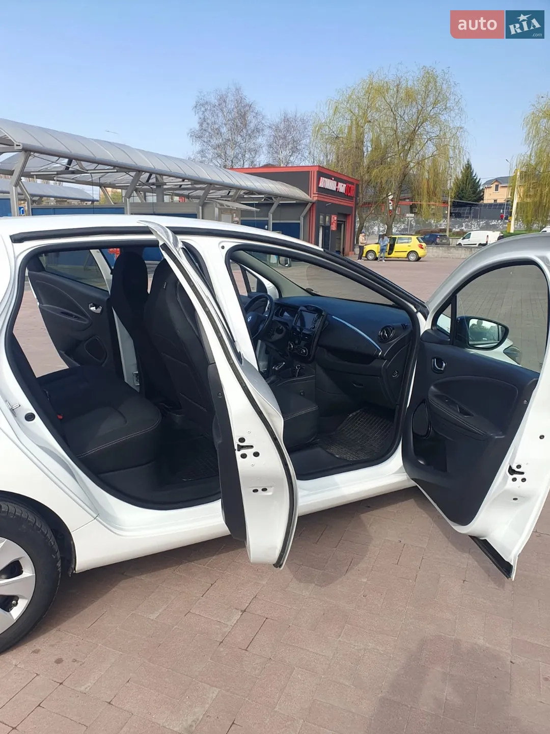 2019 Renault ZOE - мініатюра 19