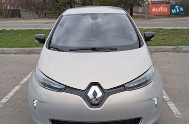 Хэтчбек Renault Zoe 2015 в Киеве
