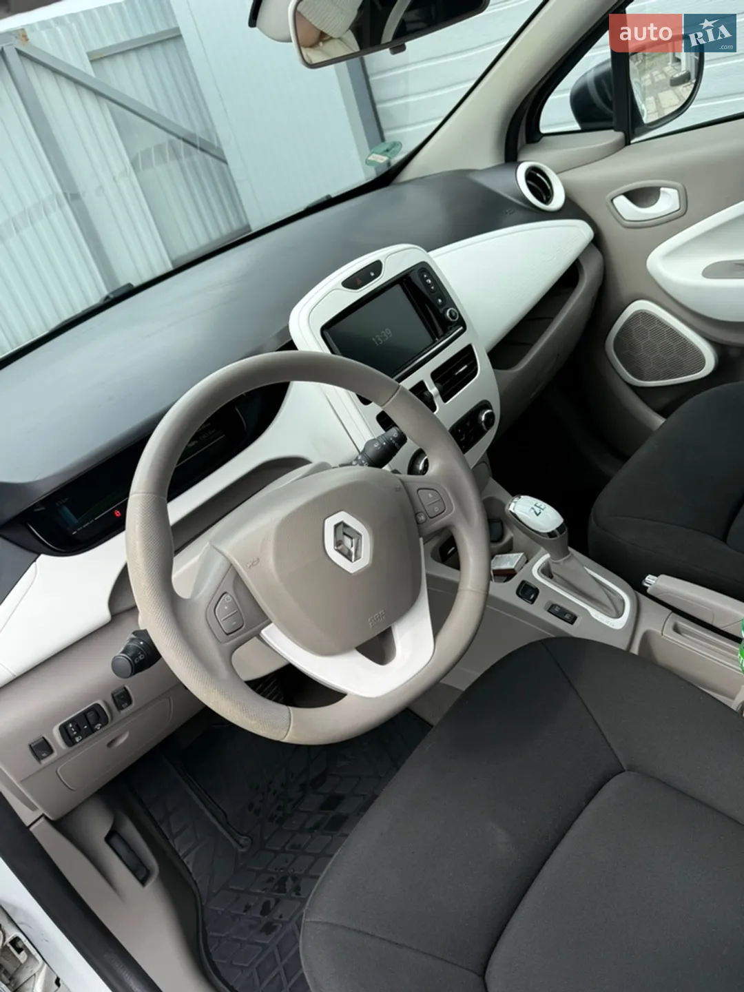 2017 Renault ZOE - мініатюра 6
