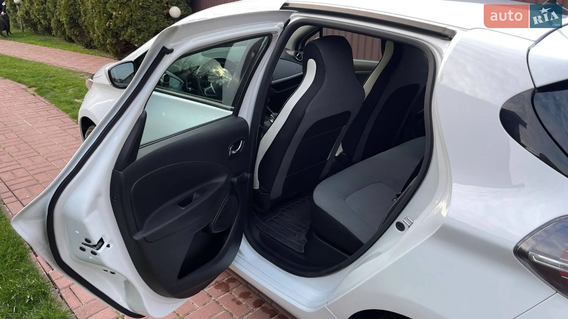 2020 Renault ZOE - мініатюра 18