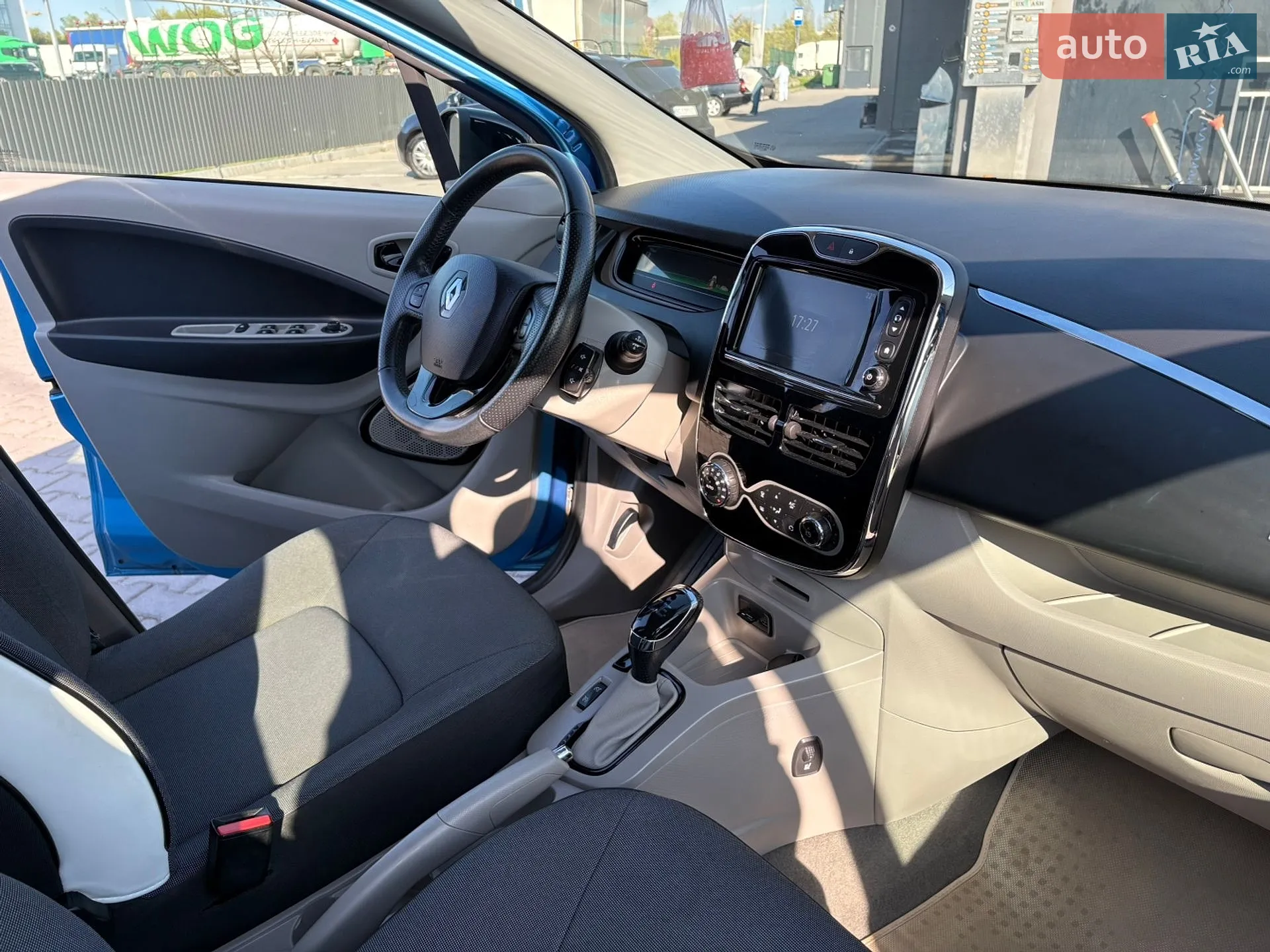 2016 Renault ZOE - мініатюра 16