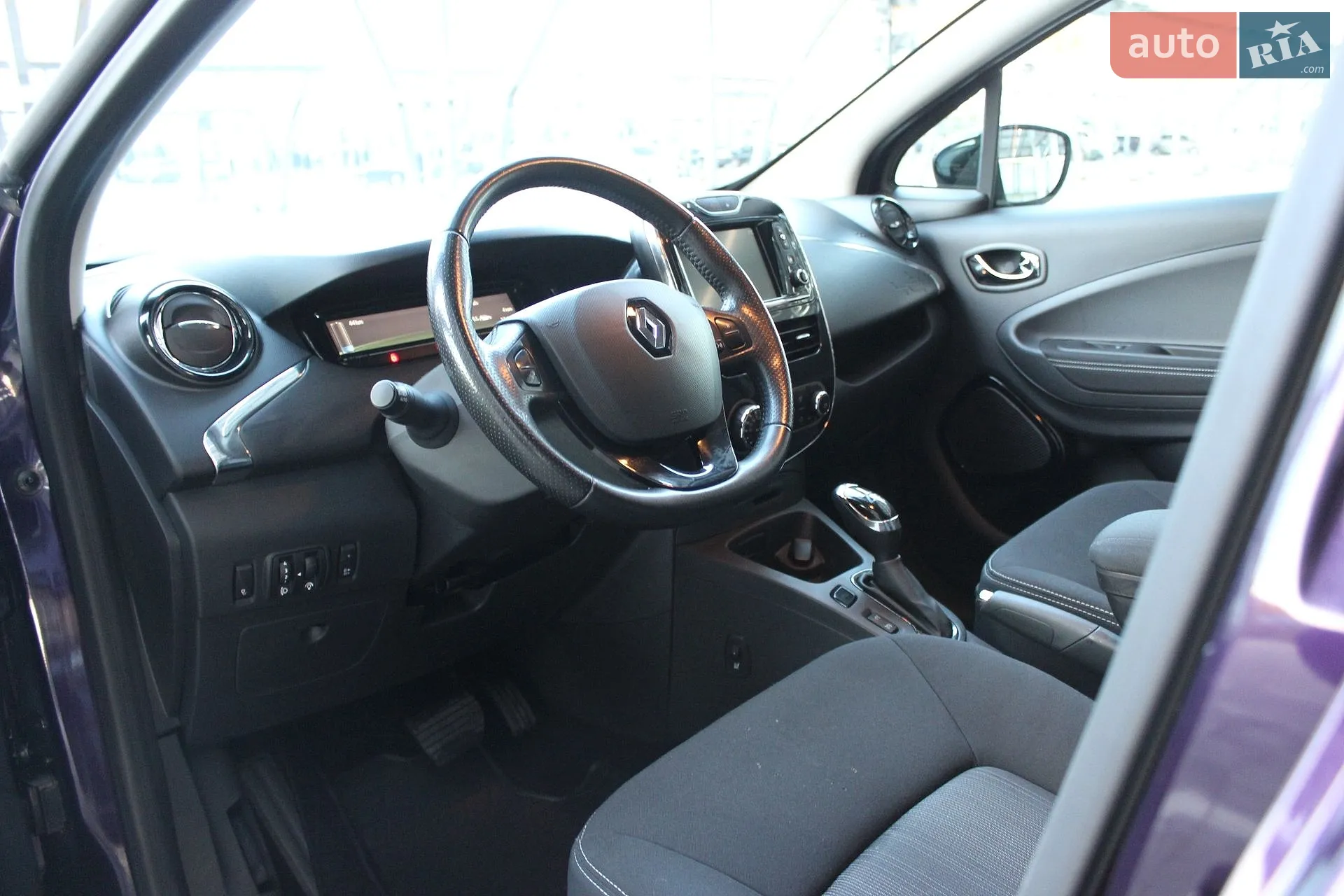 2018 Renault ZOE - мініатюра 18