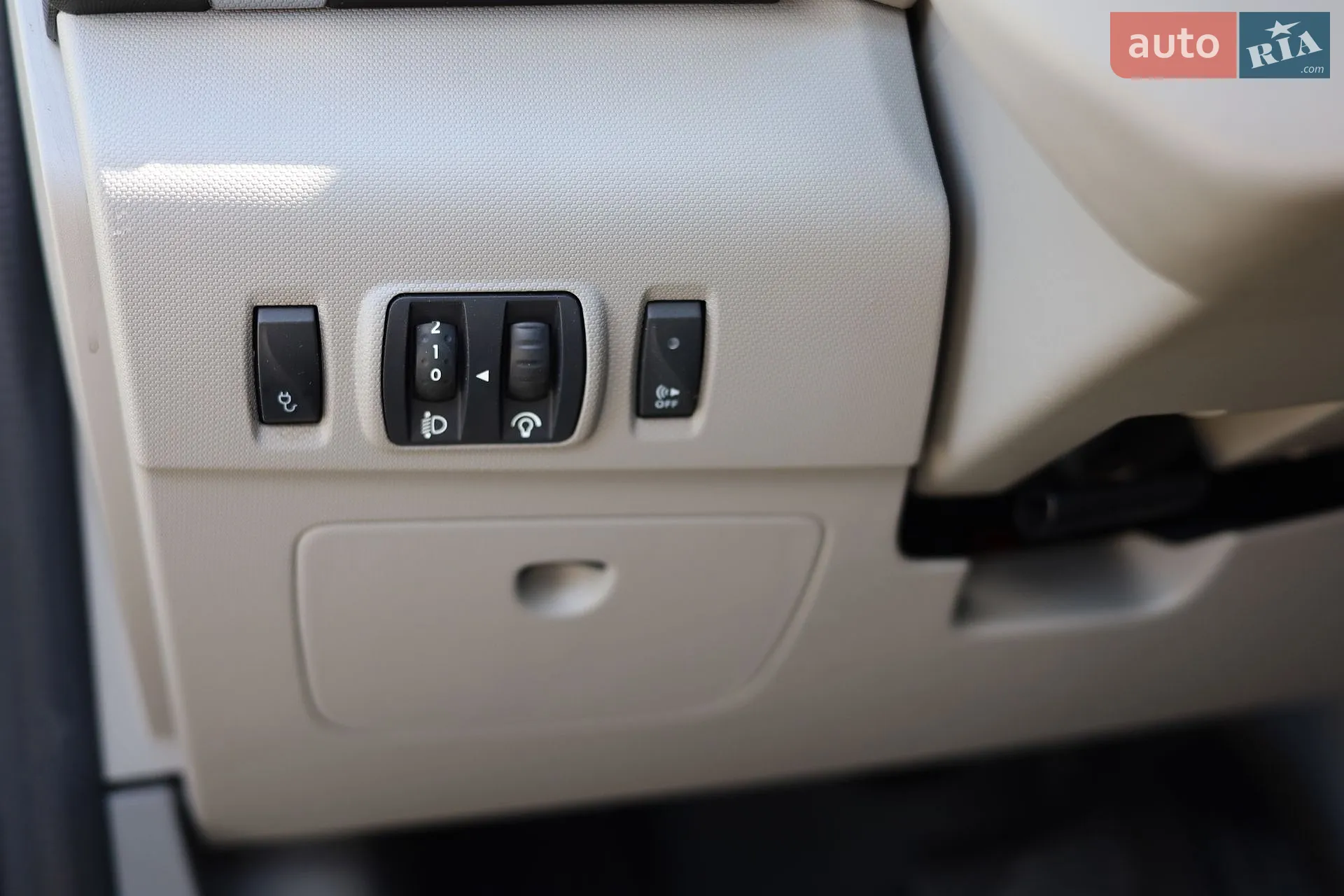 2015 Renault ZOE - мініатюра 26