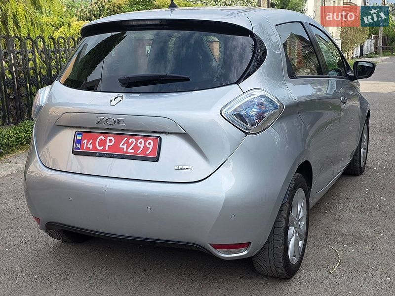 Хэтчбек Renault Zoe 2018 в Калуше