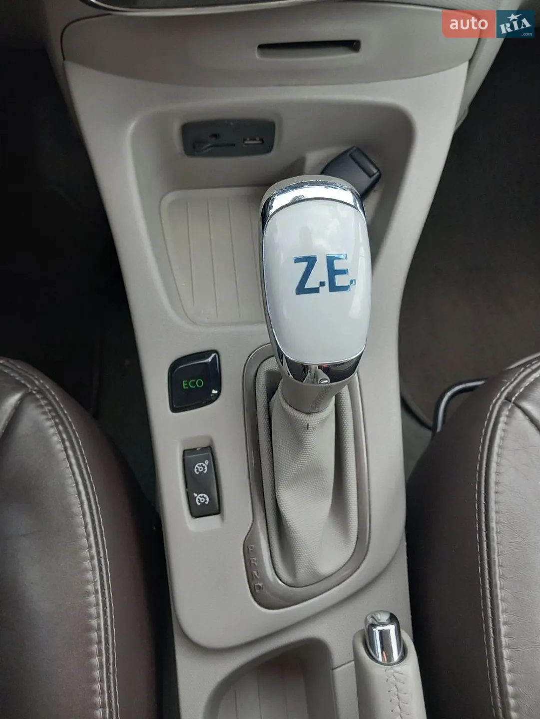 2016 Renault ZOE - мініатюра 16