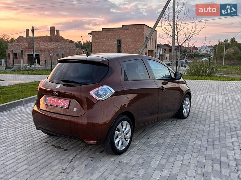 Хэтчбек Renault Zoe 2015 в Львове
