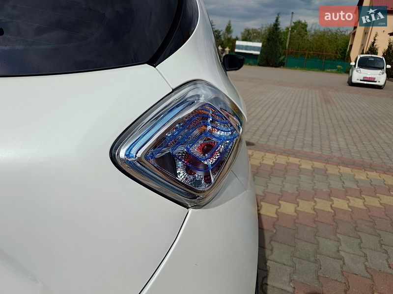 Хэтчбек Renault Zoe 2015 в Самборе
