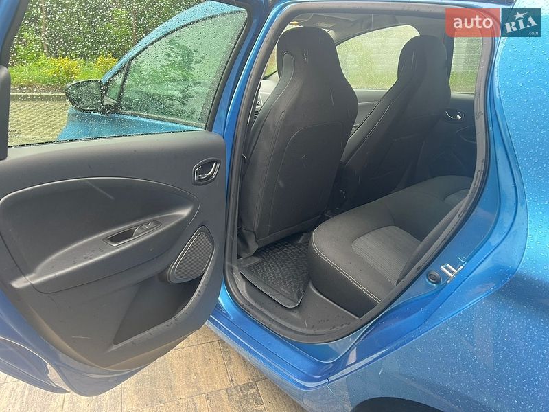 Хэтчбек Renault Zoe 2017 в Кропивницком
