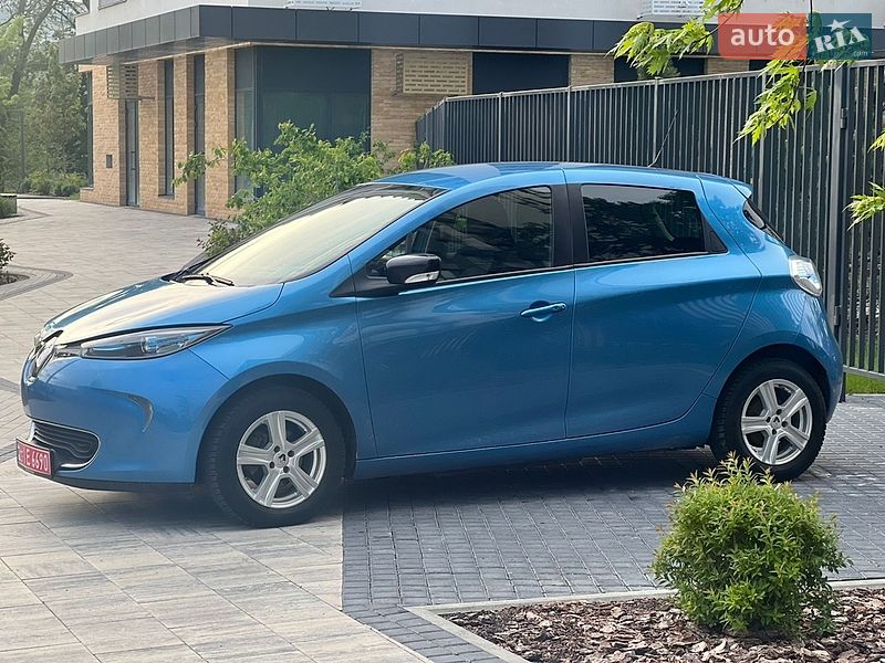Хэтчбек Renault Zoe 2017 в Кропивницком