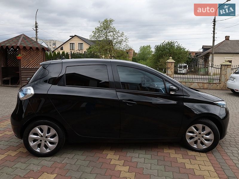 Хэтчбек Renault Zoe 2015 в Самборе