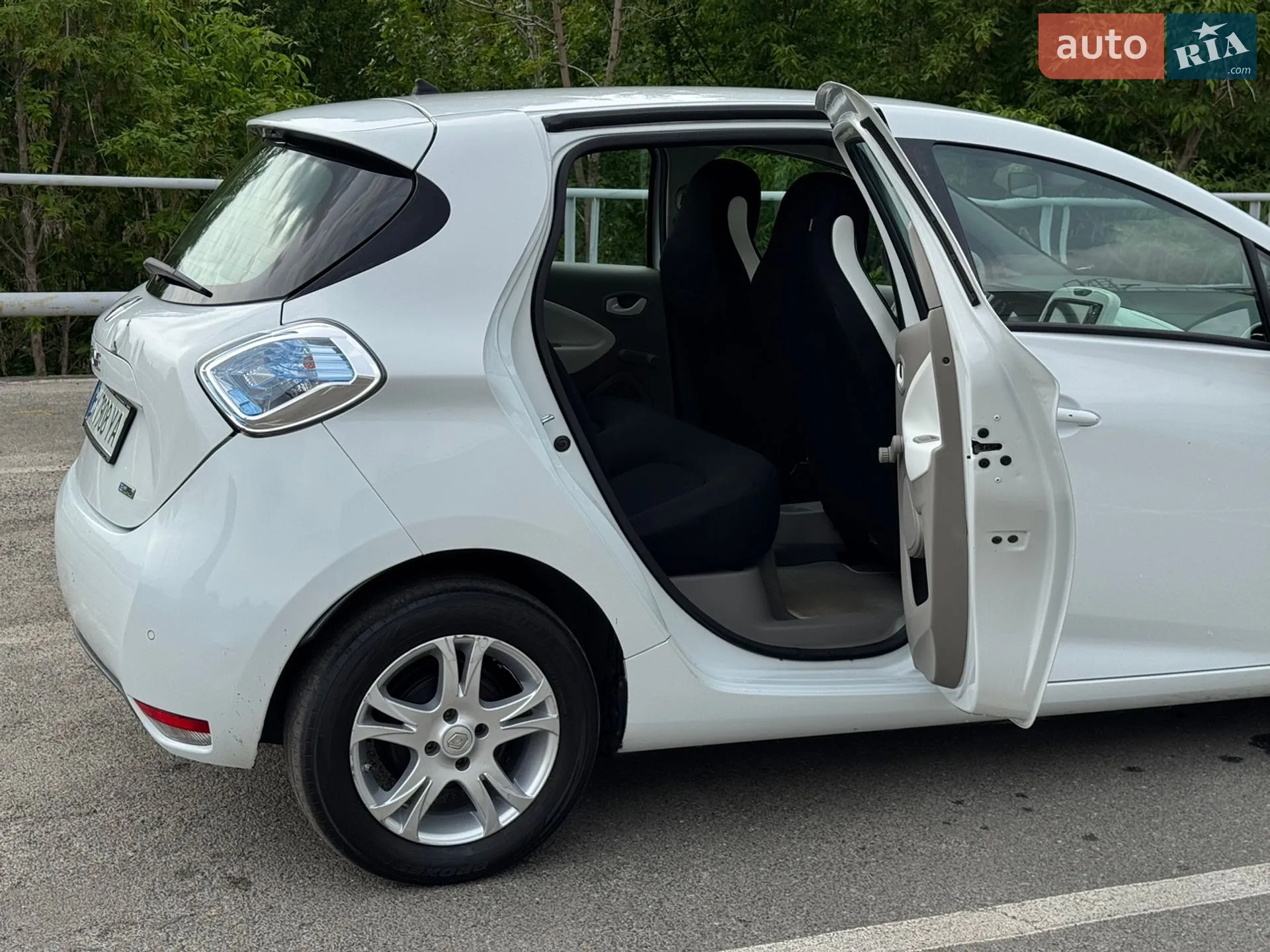 2017 Renault ZOE - мініатюра 32
