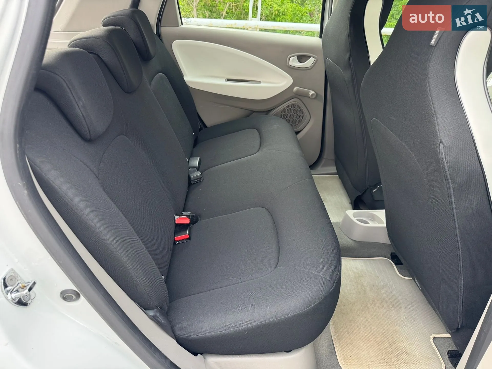 2017 Renault ZOE - мініатюра 34