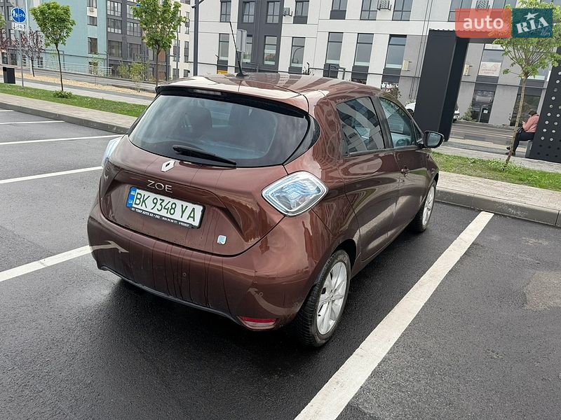 Хэтчбек Renault Zoe 2015 в Ровно