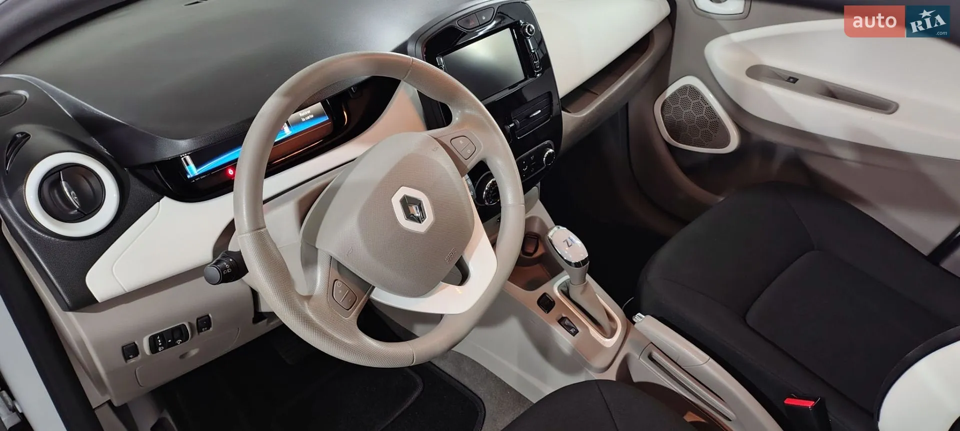 2019 Renault ZOE - мініатюра 21