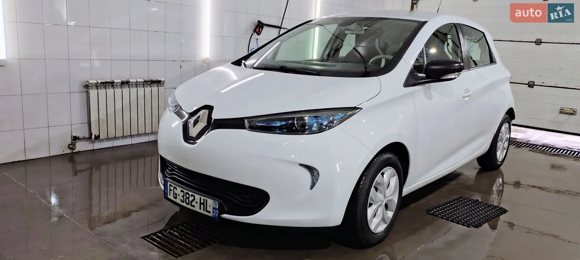 2019 Renault ZOE - фото 1