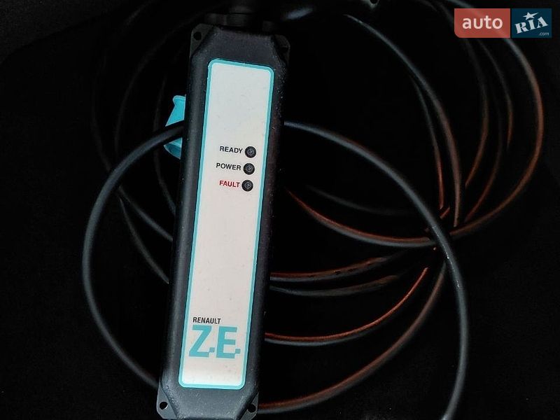 Хэтчбек Renault Zoe 2019 в Днепре