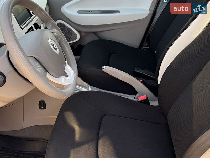 Хэтчбек Renault Zoe 2016 в Львове фото 14 Хэтчбек Renault Zoe 2016 в Львове