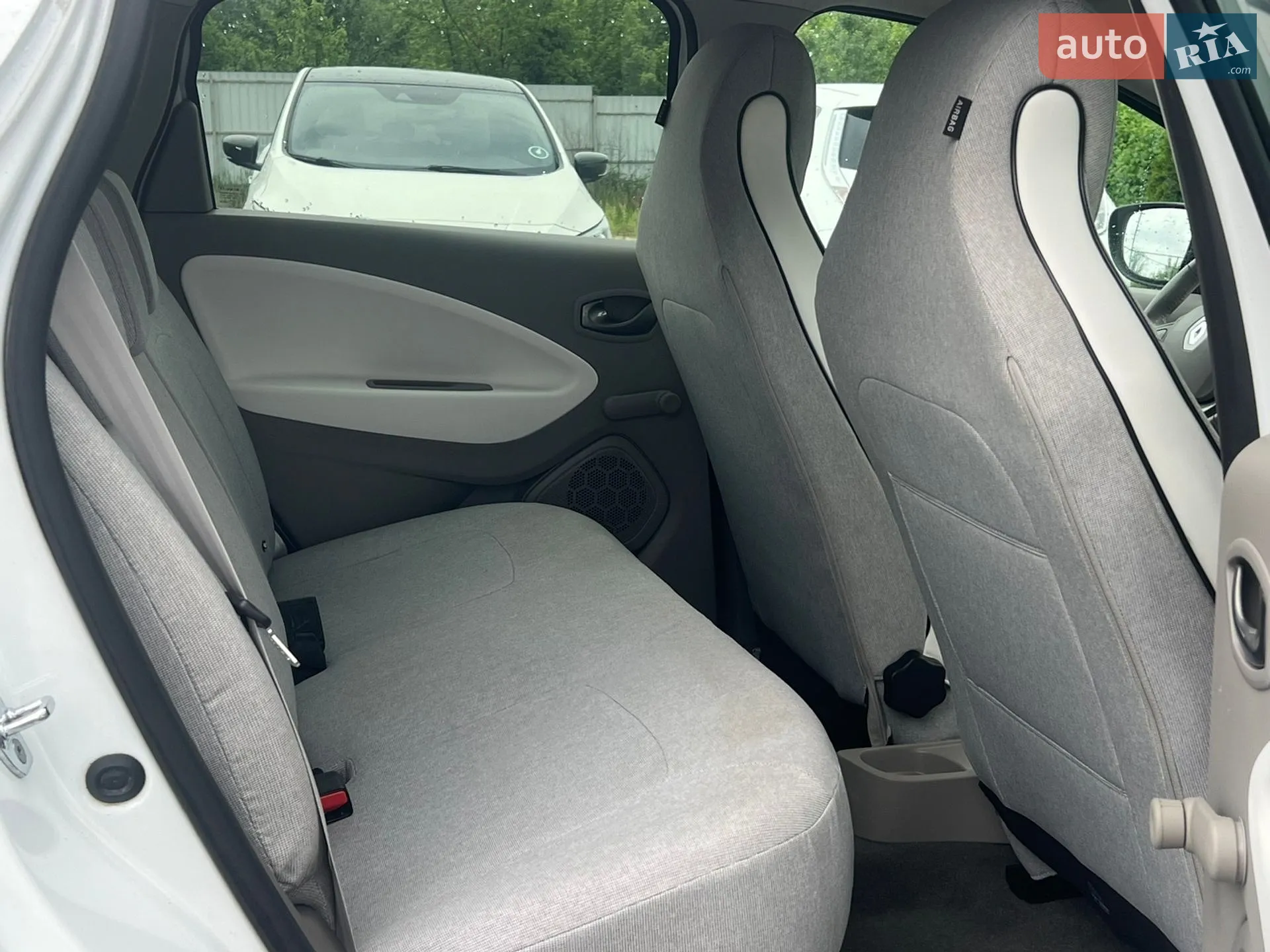 2018 Renault ZOE - мініатюра 18