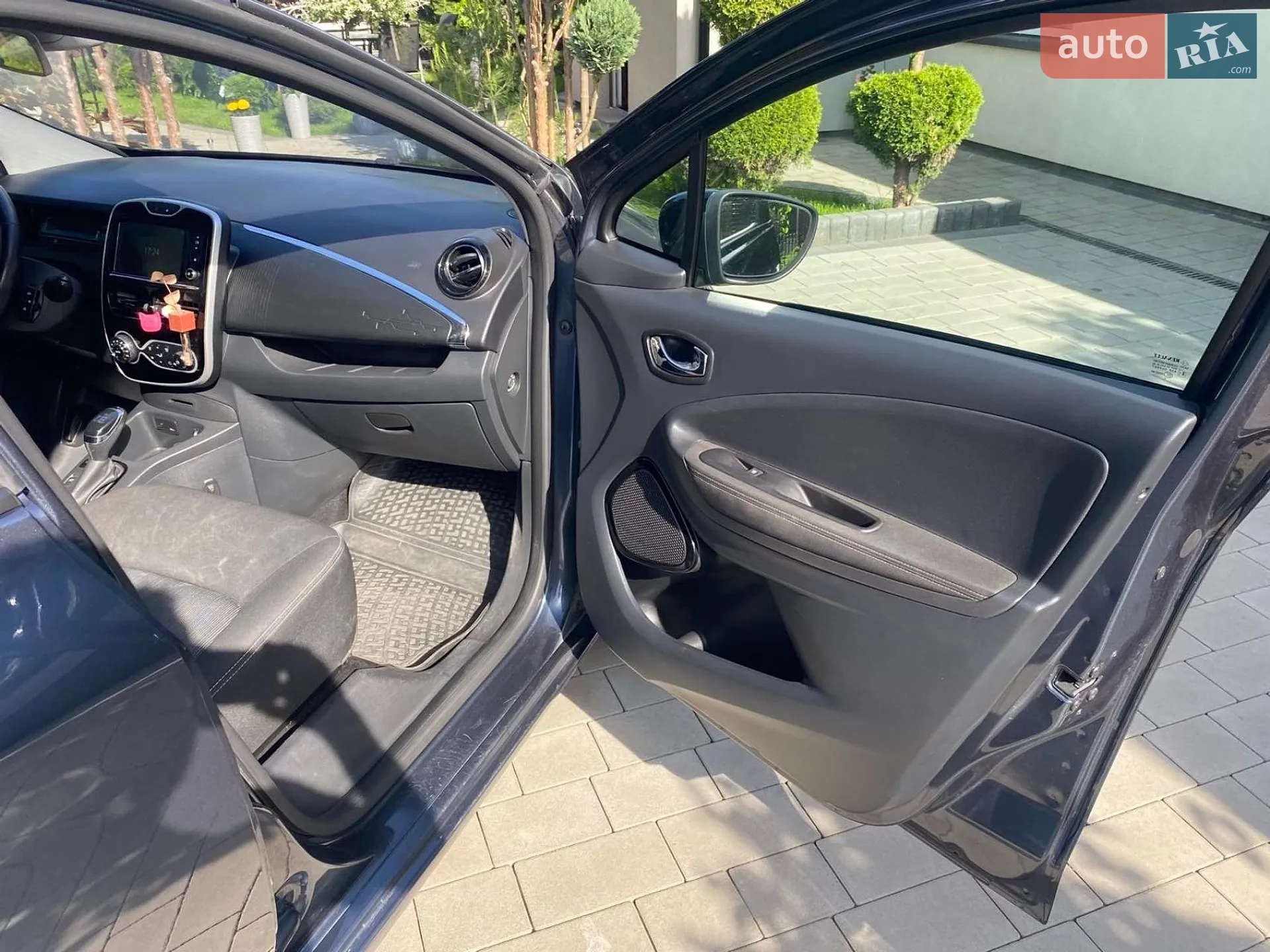 2017 Renault ZOE - мініатюра 11