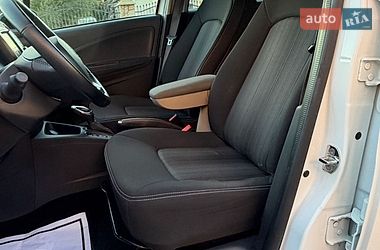 Хэтчбек Renault Zoe 2018 в Самборе фото 36 Хэтчбек Renault Zoe 2018 в Самборе