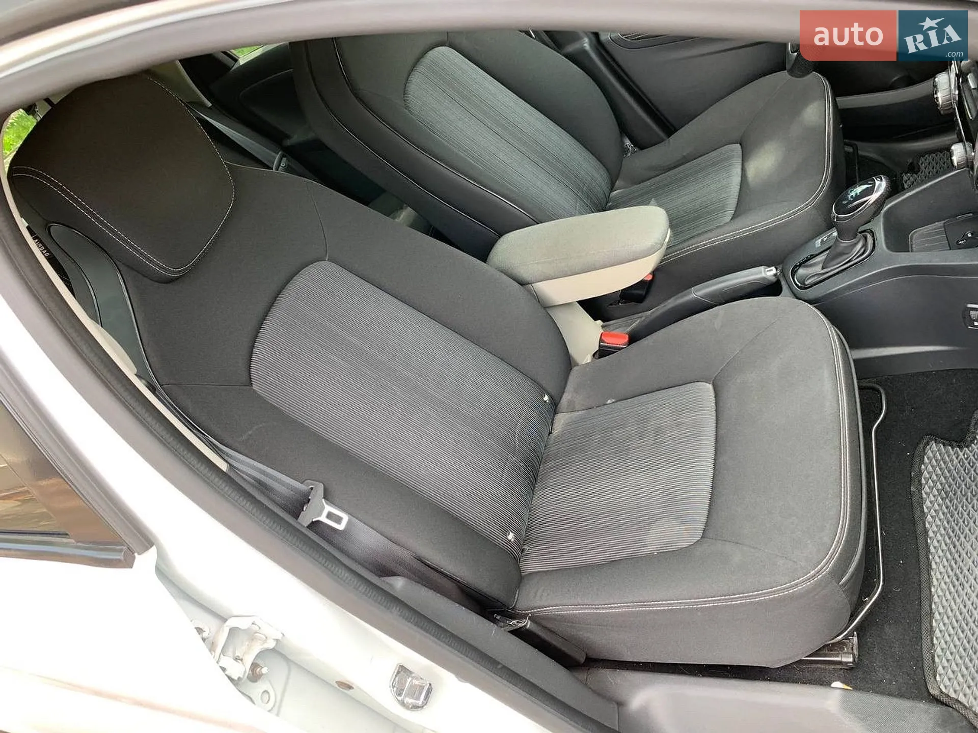 2019 Renault ZOE - мініатюра 24