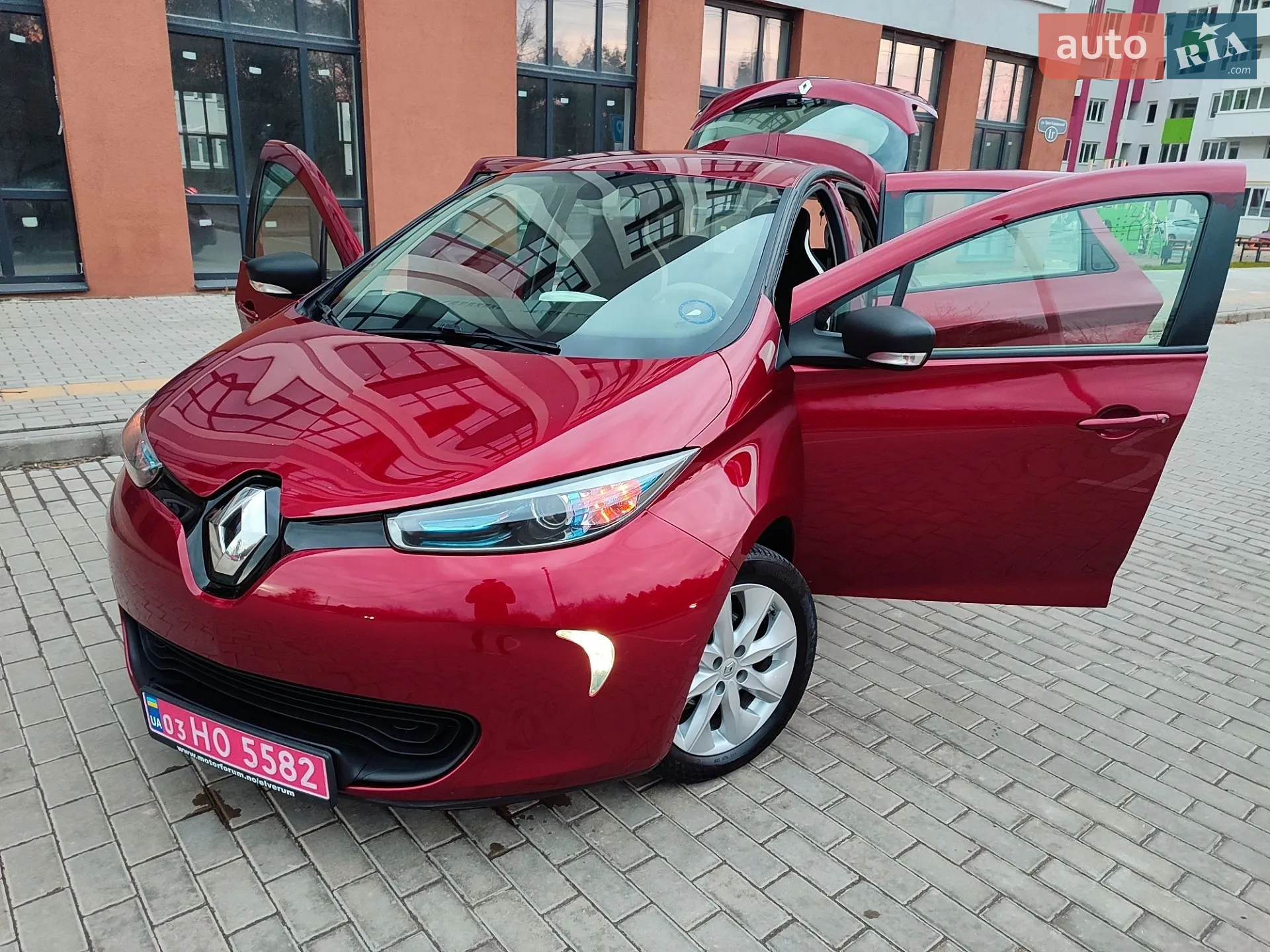 2017 Renault ZOE - мініатюра 48