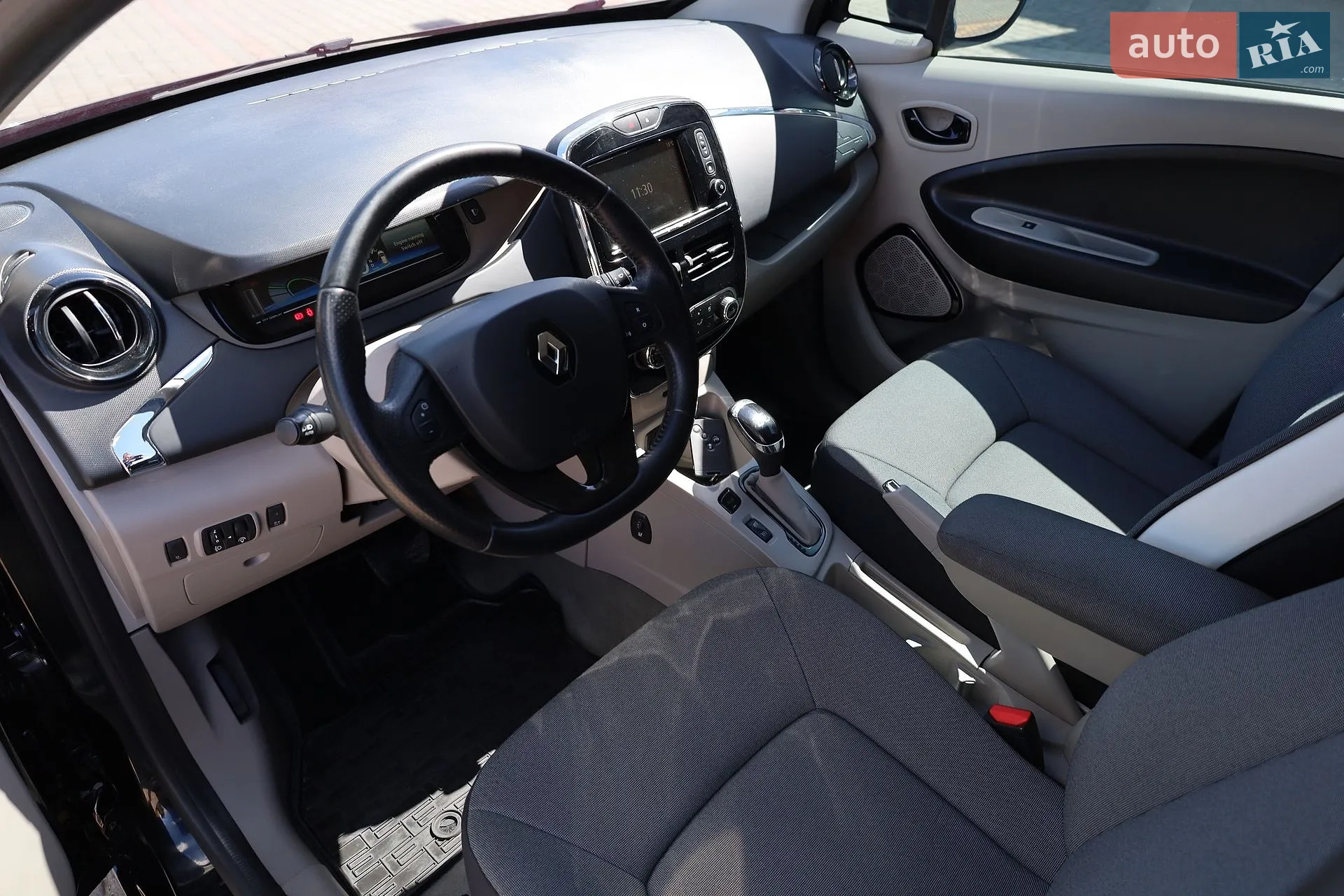 2015 Renault ZOE - мініатюра 27