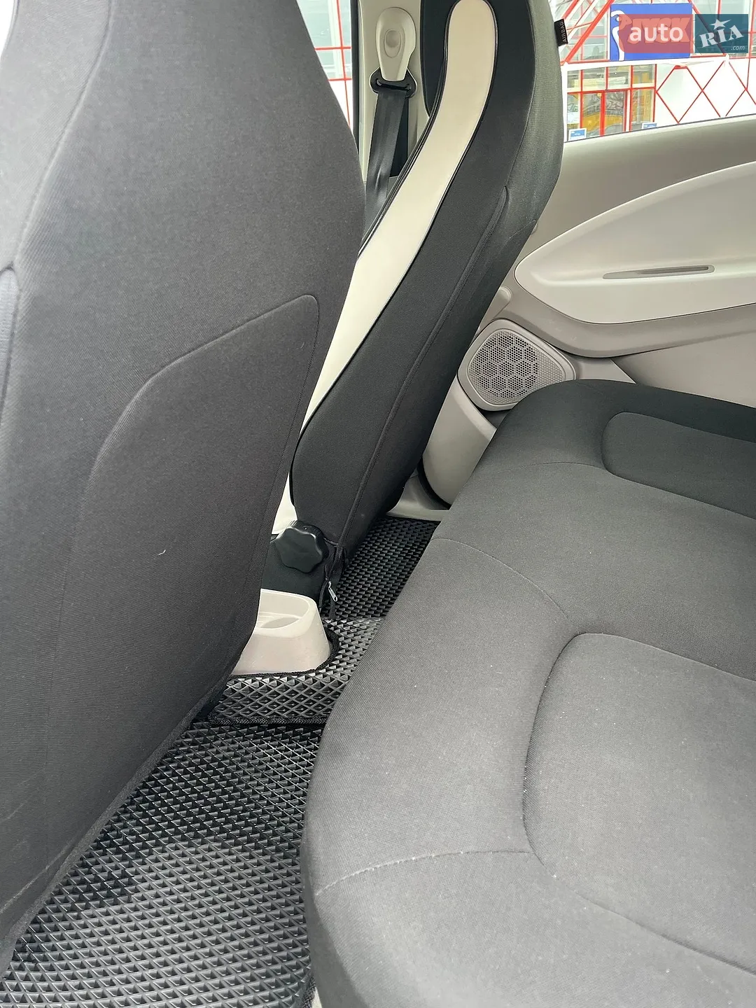 2019 Renault ZOE - мініатюра 14