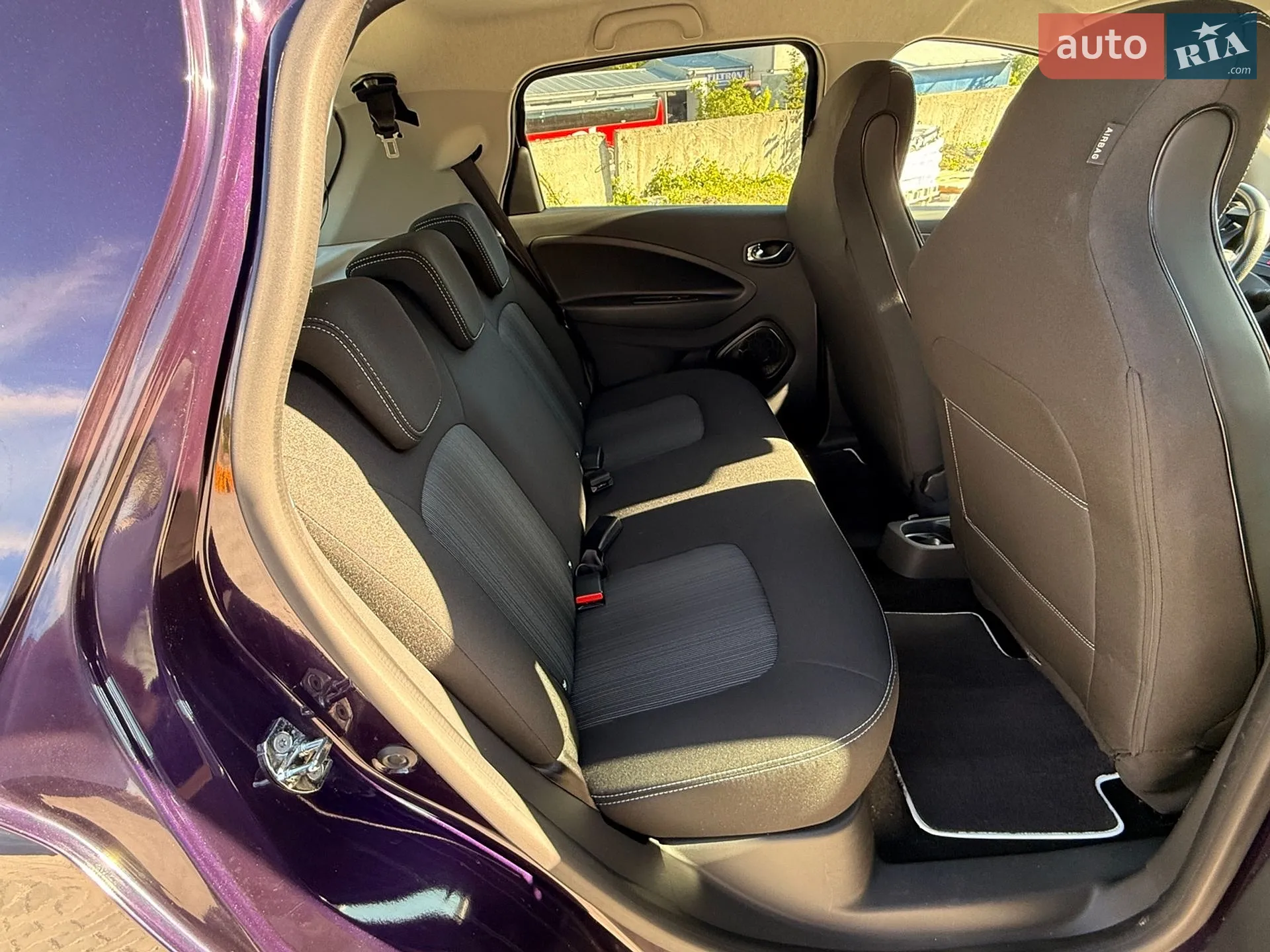 2018 Renault ZOE - мініатюра 18
