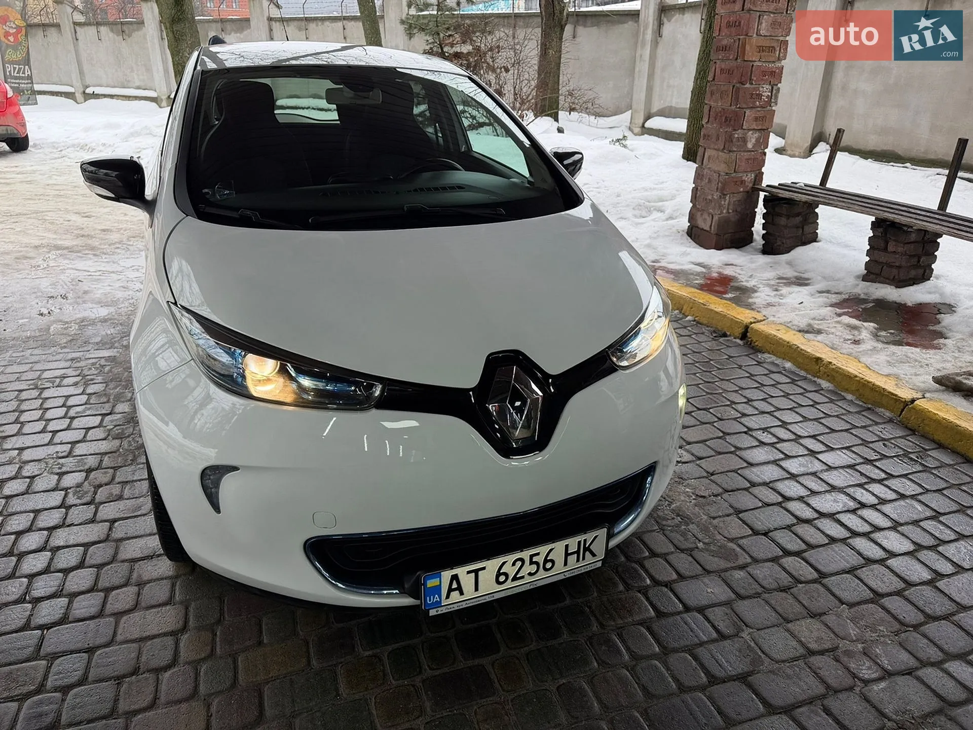 2017 Renault ZOE - мініатюра 10