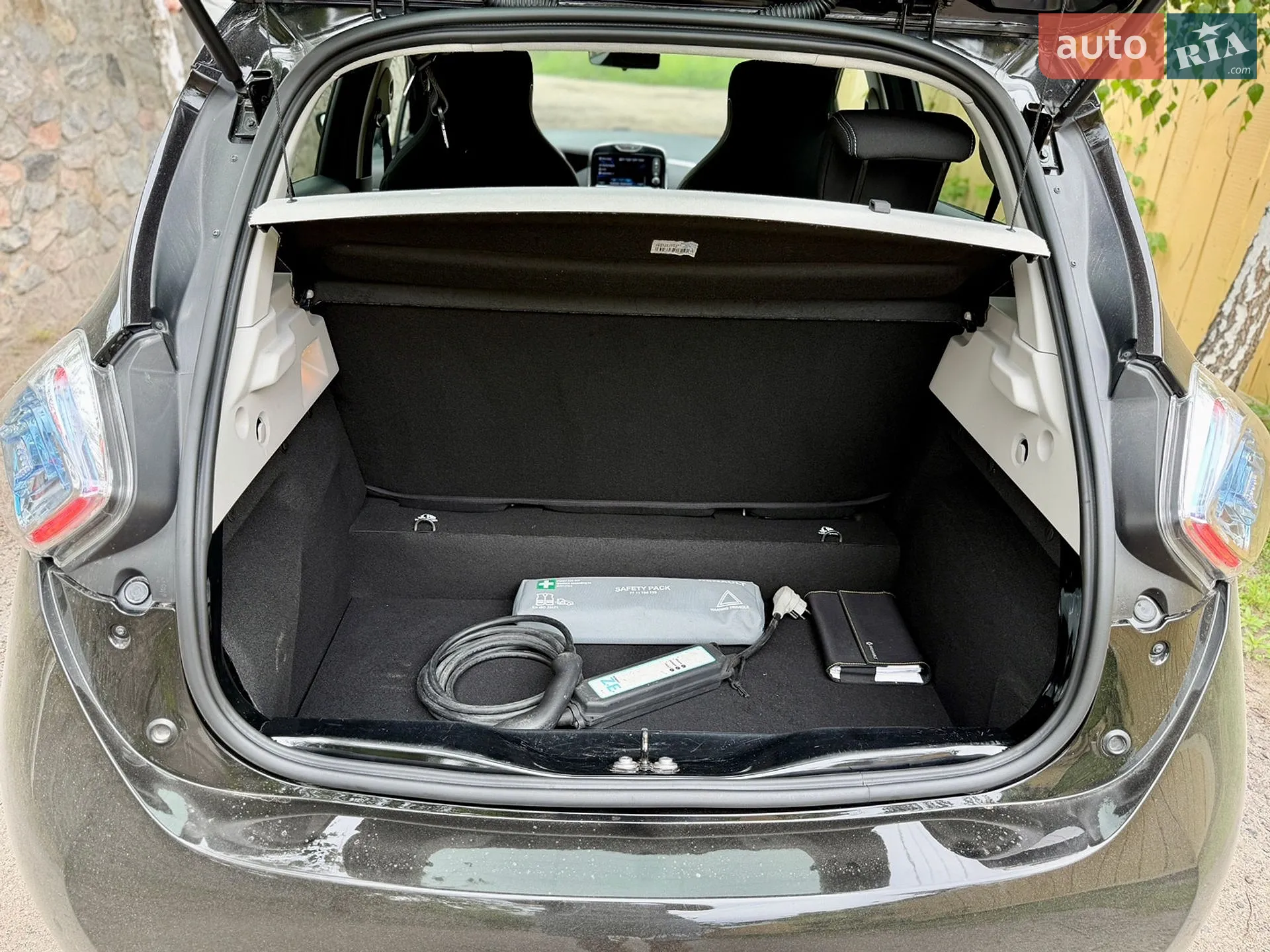 2018 Renault ZOE - мініатюра 8