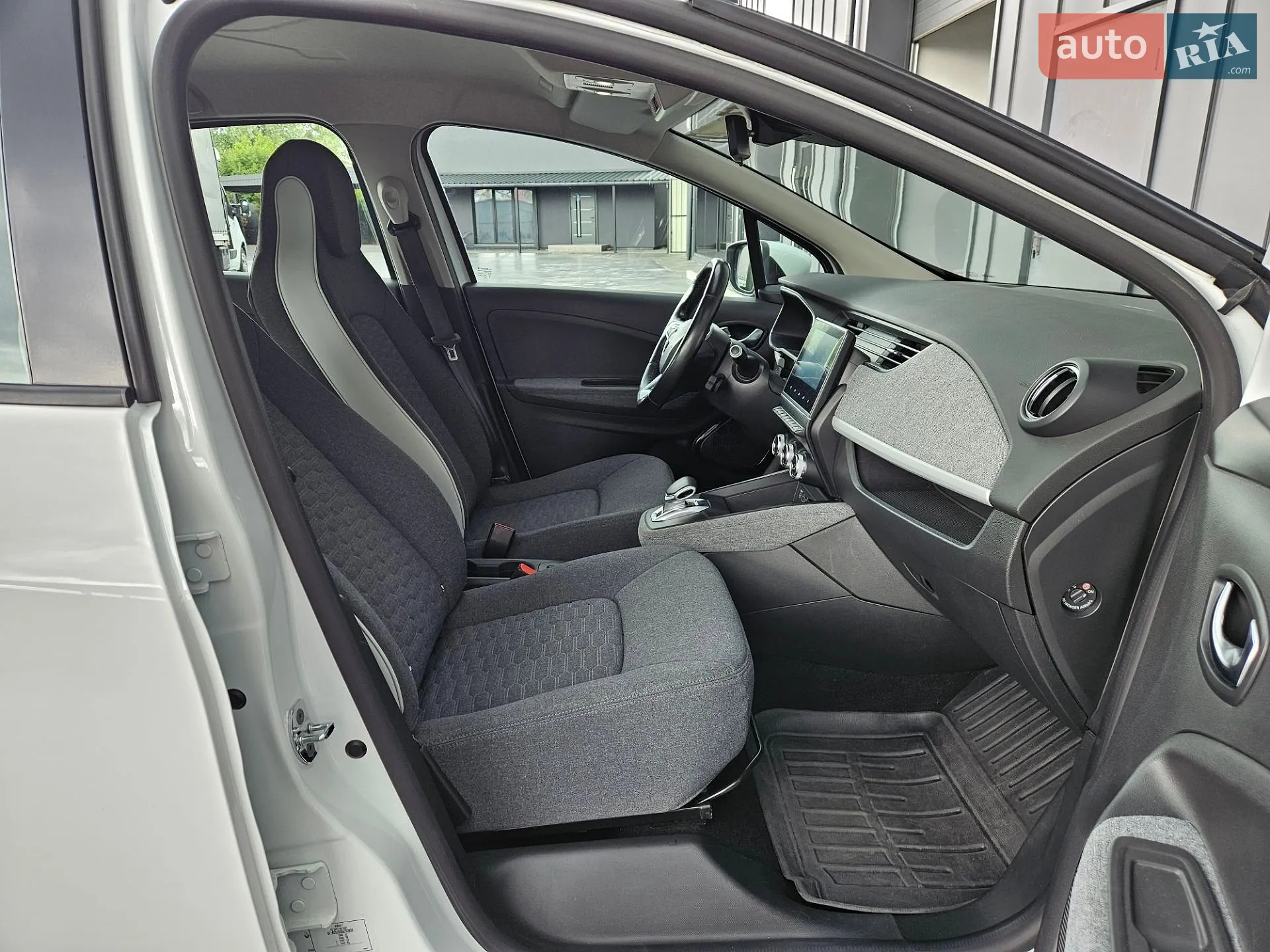 2020 Renault ZOE - мініатюра 12