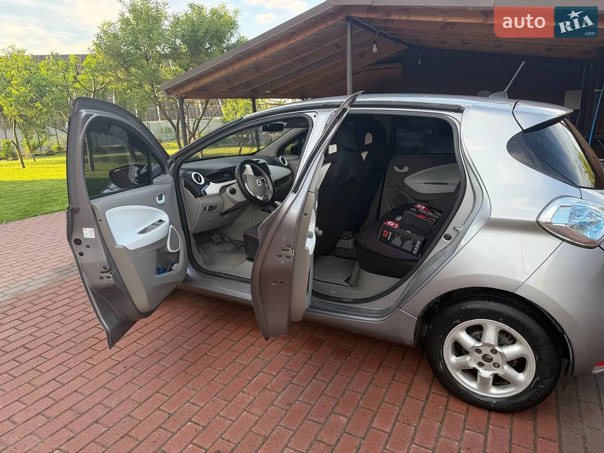 2015 Renault ZOE - мініатюра 8