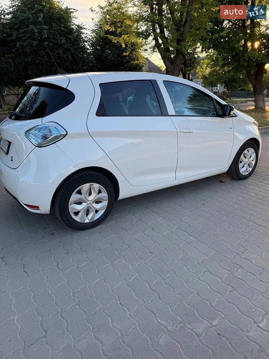 2015 Renault ZOE - мініатюра 9