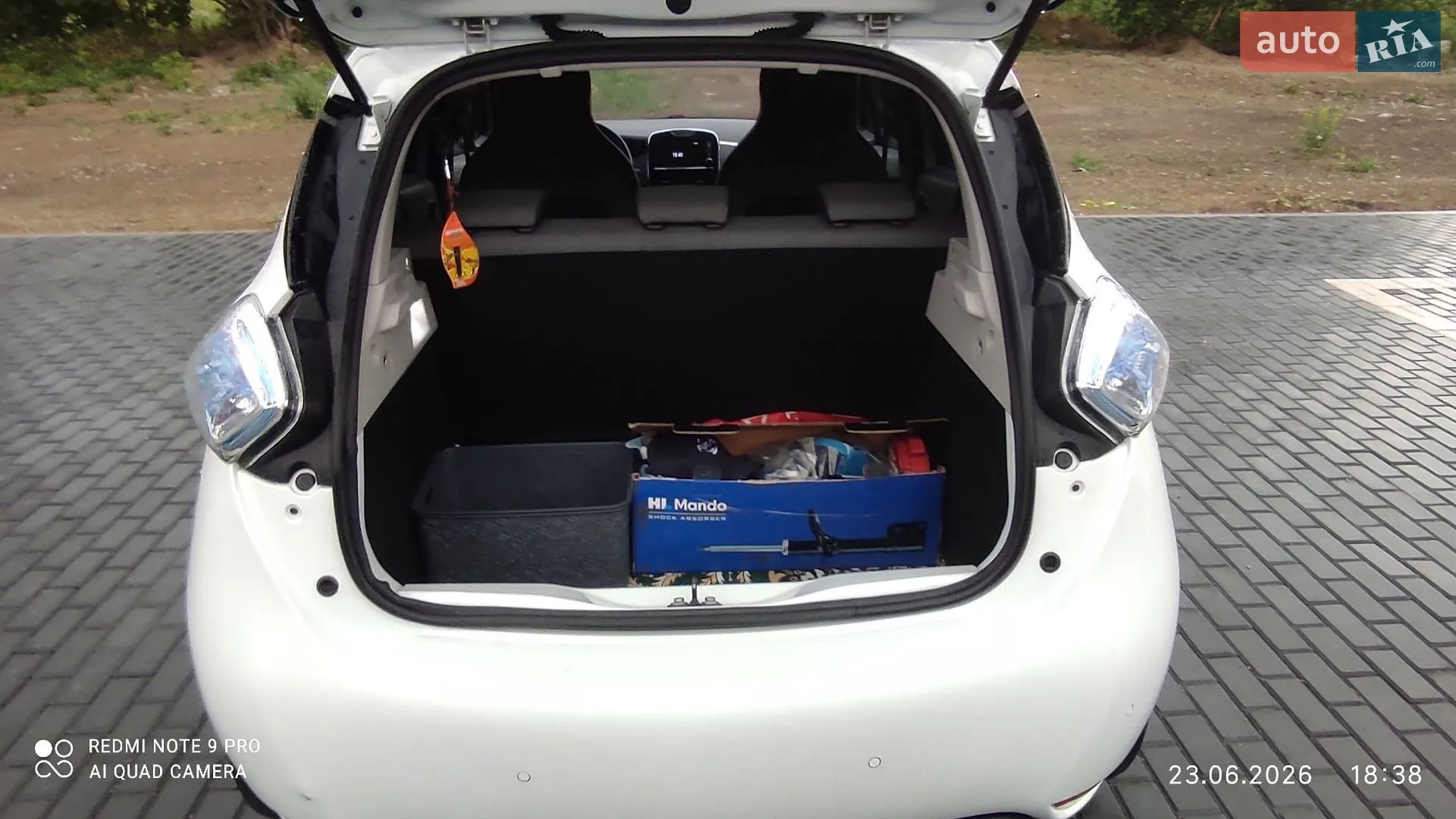 2015 Renault ZOE - мініатюра 9