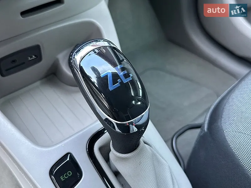 Renault Zoe 2013 VIN VF1AGVYA149167828 фото оголошення 24 з 58
