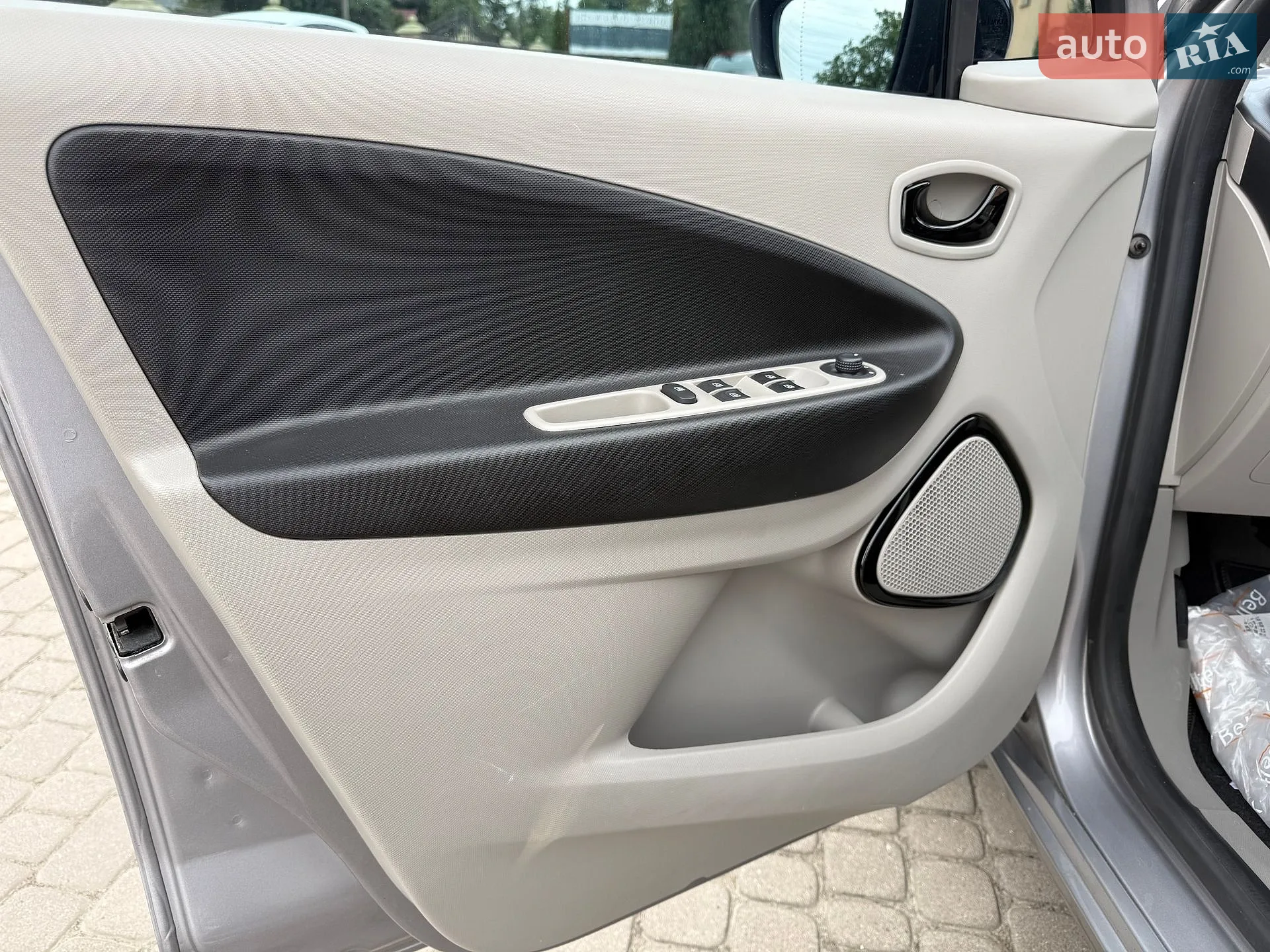 2015 Renault ZOE - мініатюра 27