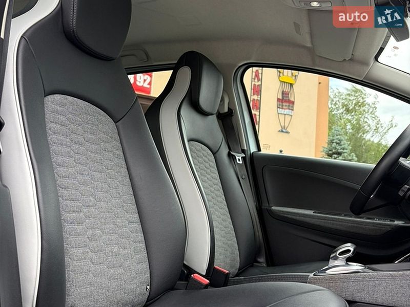 Хэтчбек Renault Zoe 2020 в Львове