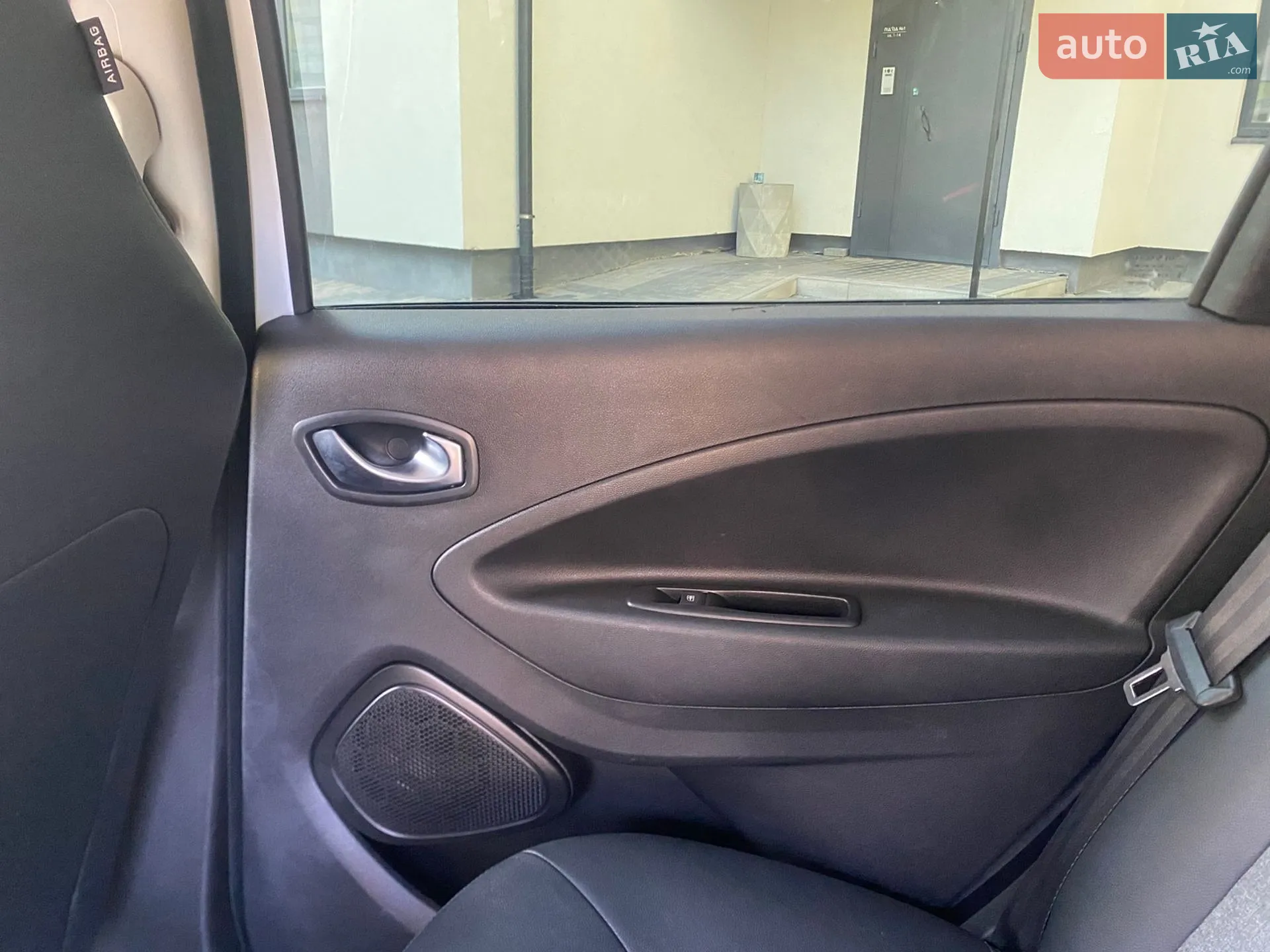 2019 Renault ZOE - мініатюра 17