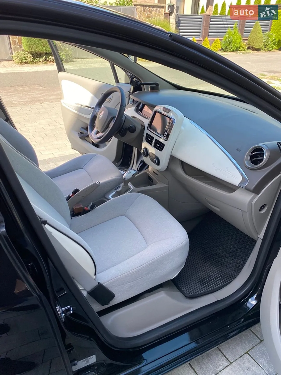 2017 Renault ZOE - мініатюра 30