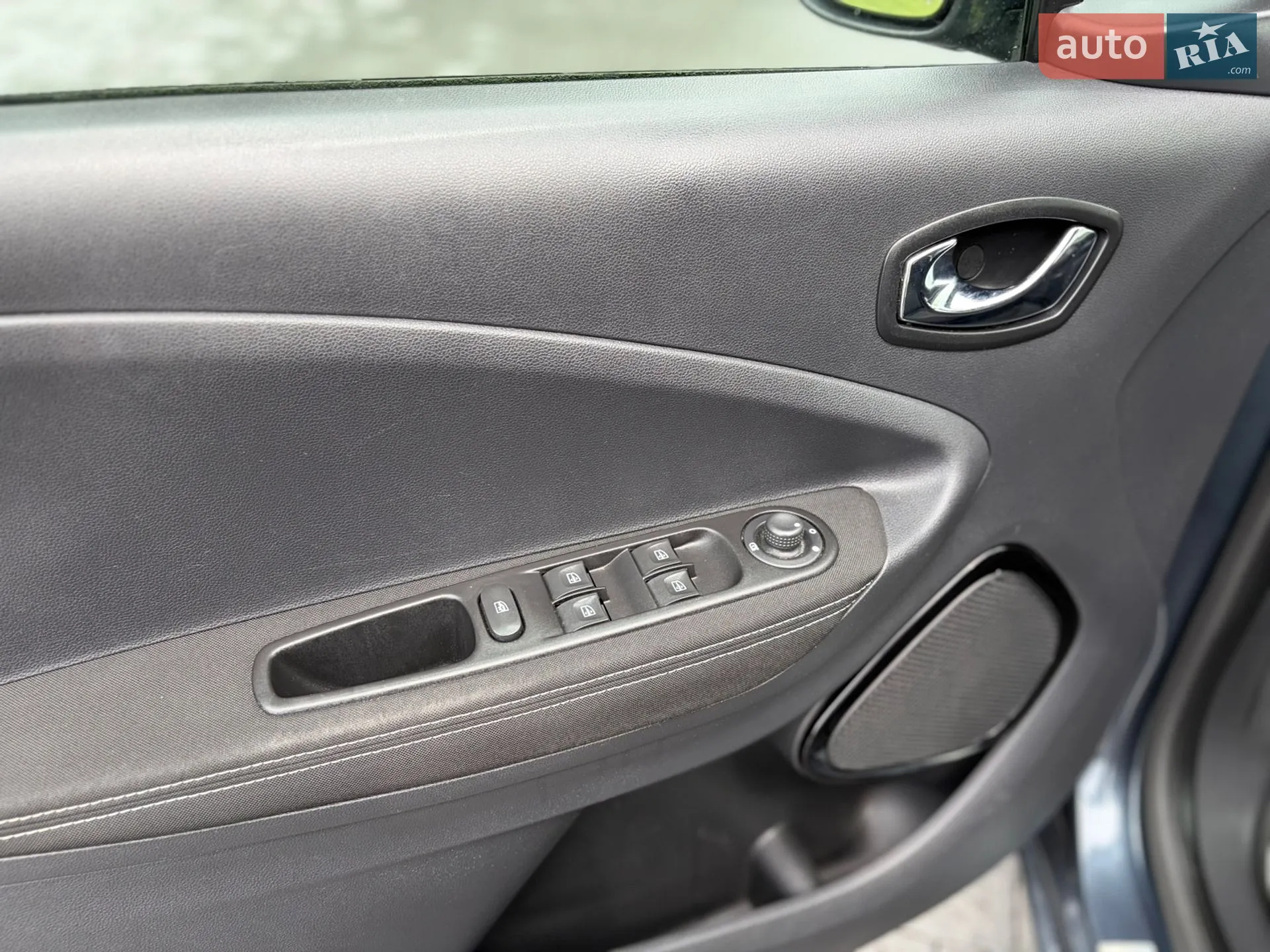 2019 Renault ZOE - мініатюра 19