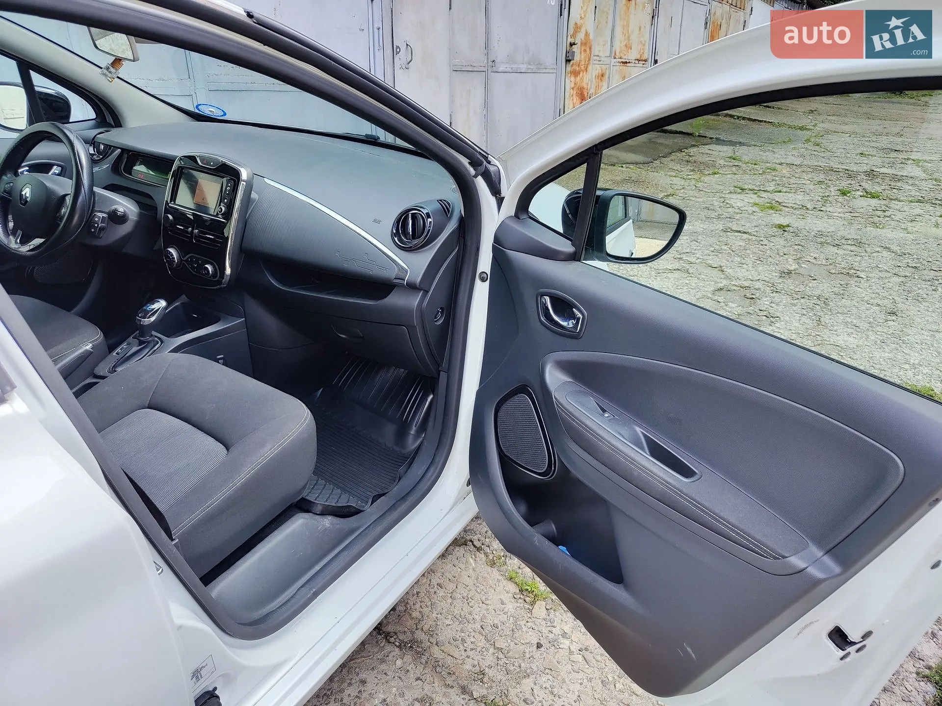 2017 Renault ZOE - мініатюра 10