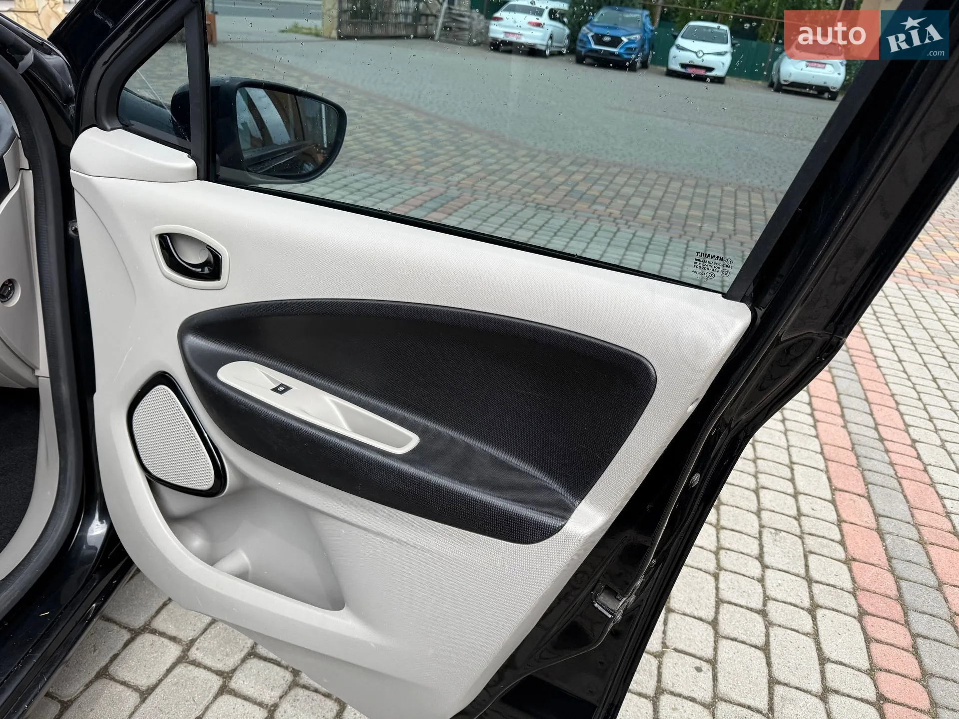 2015 Renault ZOE - мініатюра 28