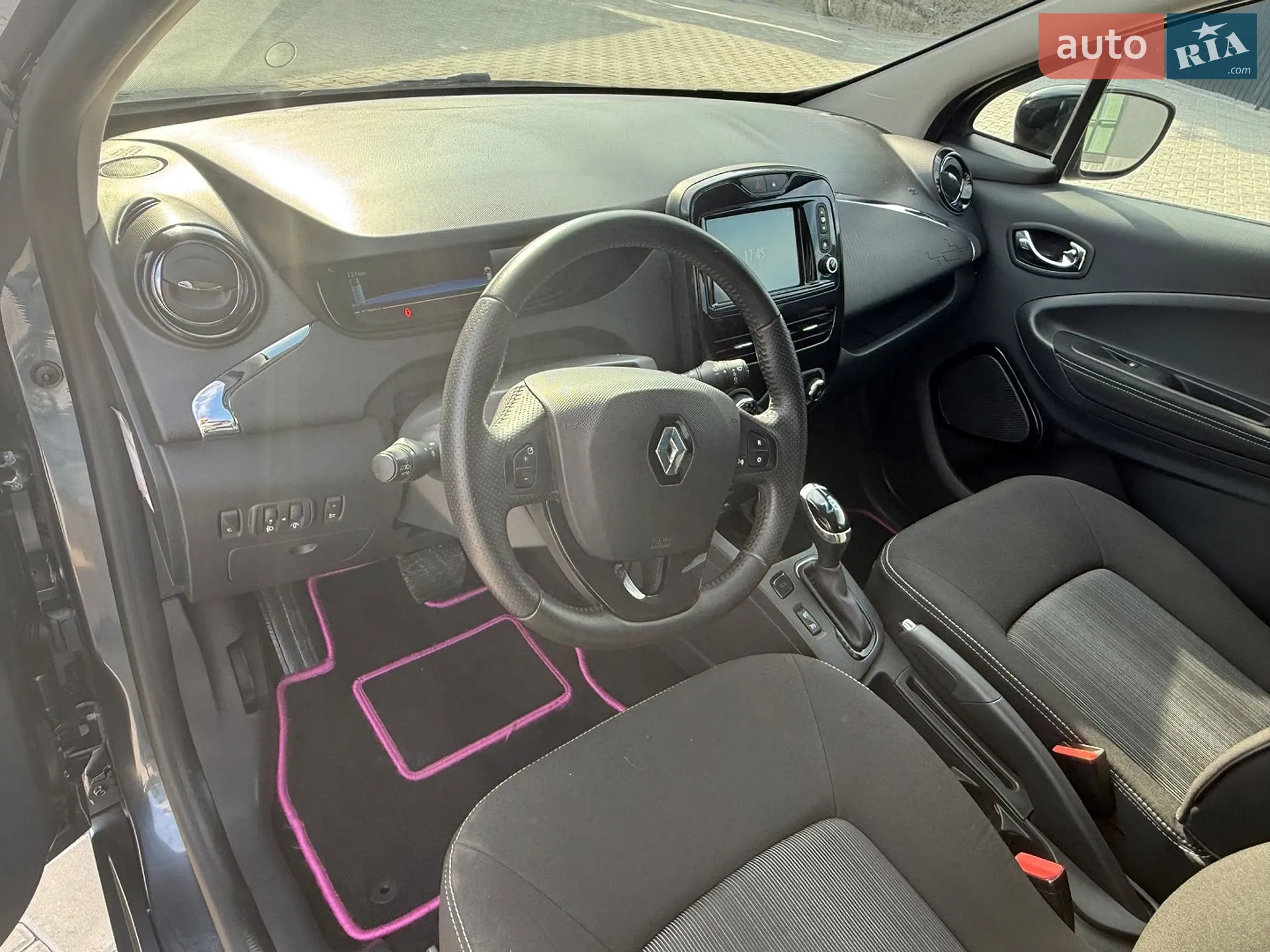 2017 Renault ZOE - мініатюра 28