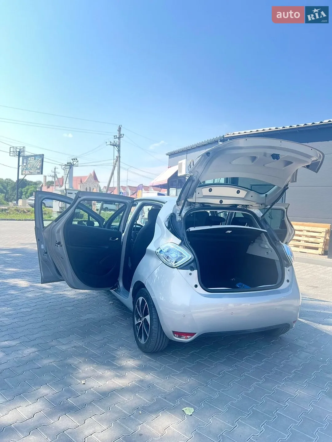 2017 Renault ZOE - мініатюра 16