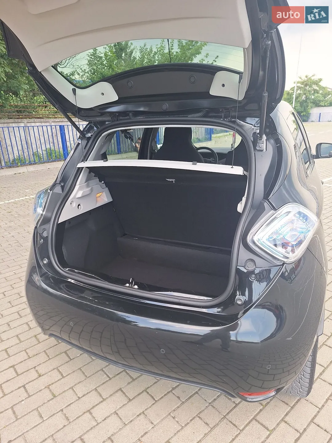 2017 Renault ZOE - мініатюра 15