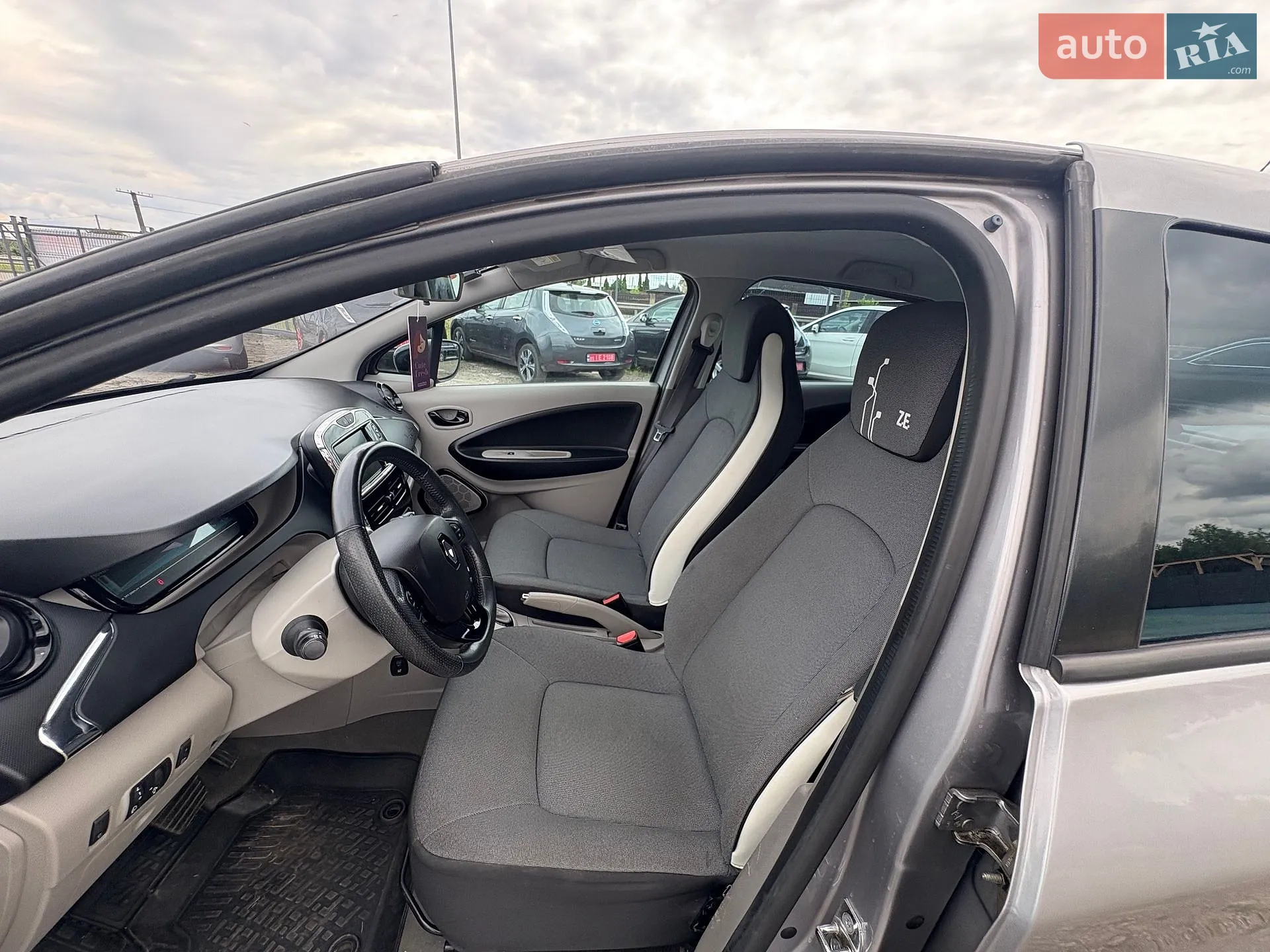 2015 Renault ZOE - мініатюра 19
