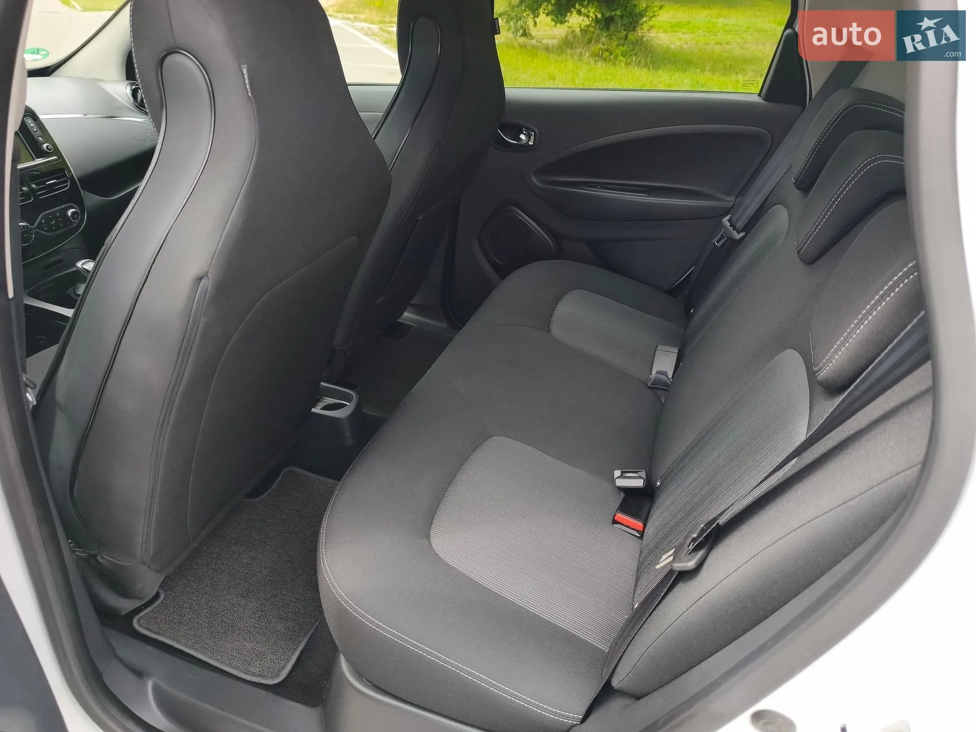 2017 Renault ZOE - мініатюра 14