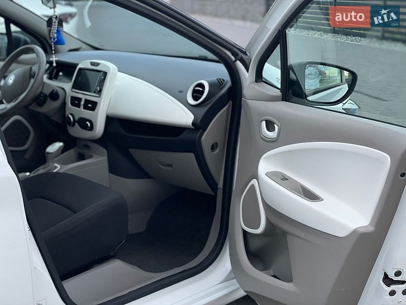 Хетчбек Renault Zoe 2016 в Мукачевому