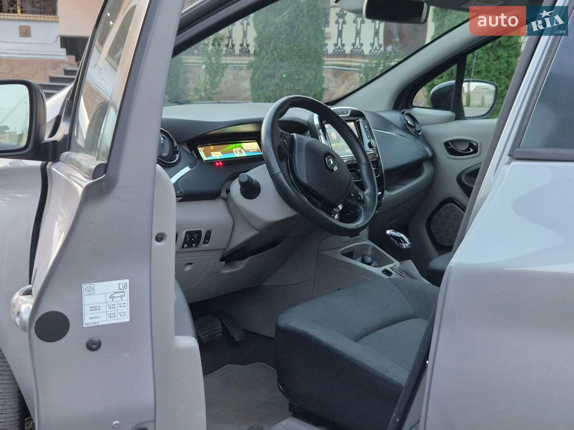 2015 Renault ZOE - мініатюра 8